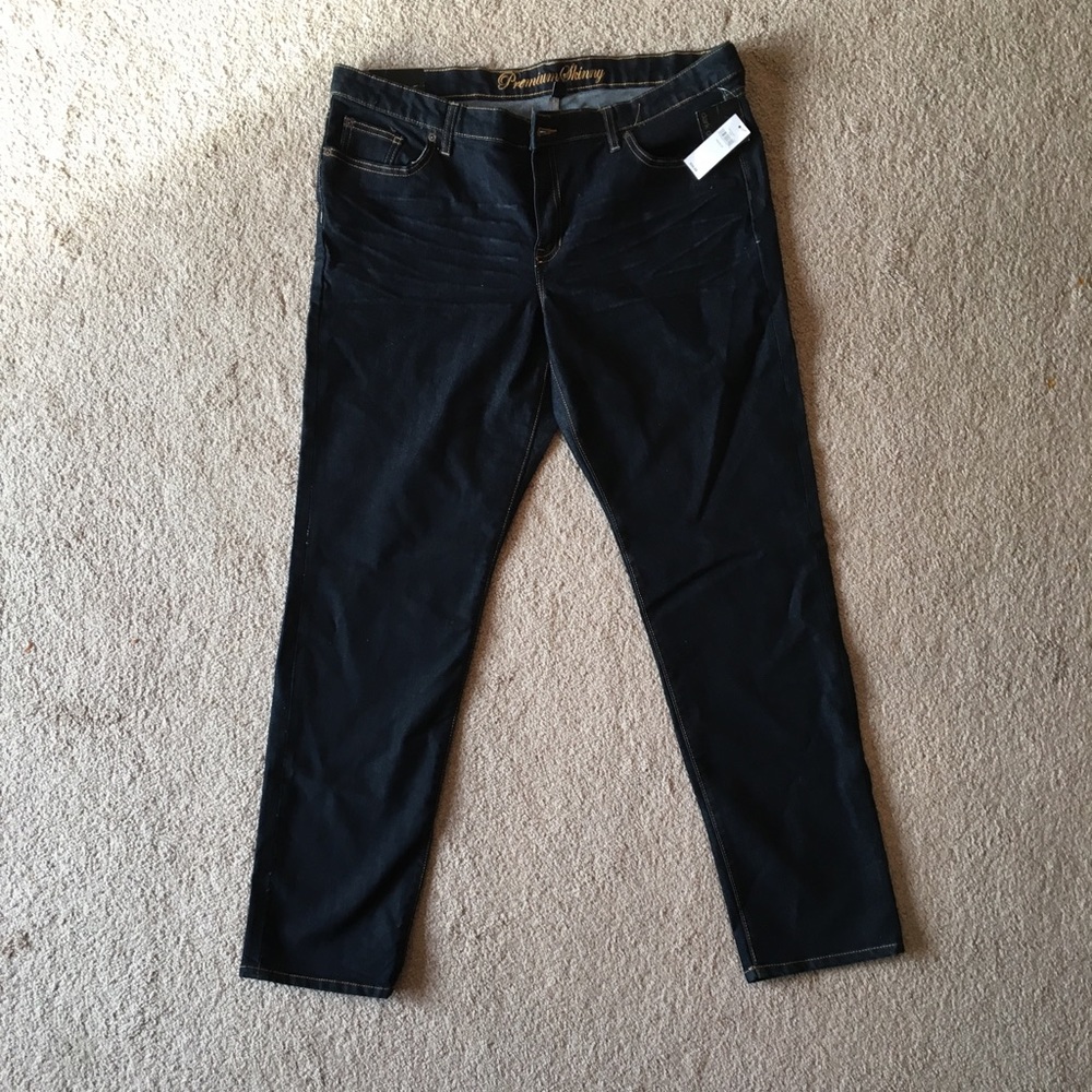 GAP Premium Skinny Dark Demin Jean - Sz 16; NWT